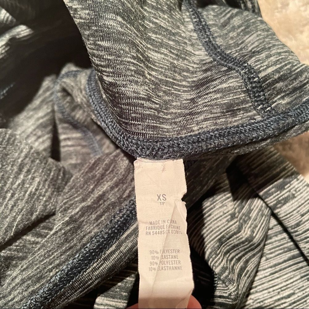 🚨 3 for $25 - AERIE Offline the Hugger High Waisted Ombre Legging - Picture 5 of 8